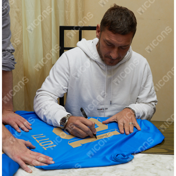 BUY FRANCESCO TOTTI AUTHENTIC SIGNED 2022-23 ITALY HOME JERSEY IN WHOLESALE ONLINE